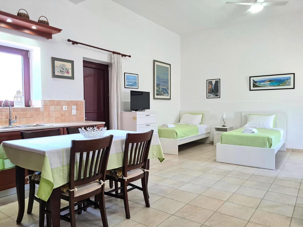 Enastron Vacation House كيساموس المظهر الخارجي الصورة